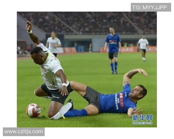 广州足球队在挑战赛中的实力展现与战术分析探讨